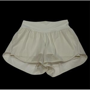Lululemon Hotty Hot High Rise Shorts 4” White Ivory Size 8